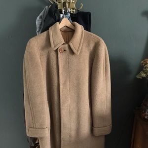 “Bond Clothes” Vintage Camel Hair Men’s Coat